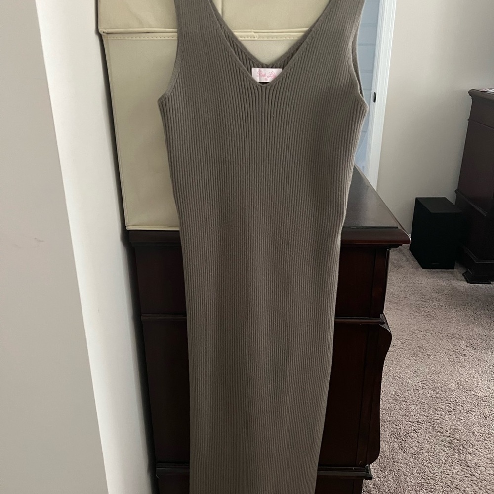 Pink lily ribbed midi dress